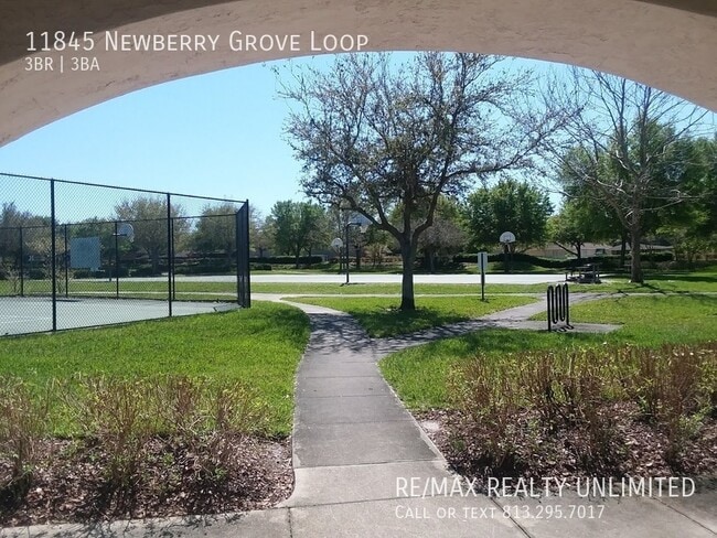 Building Photo - 11845 Newberry Grove Loop