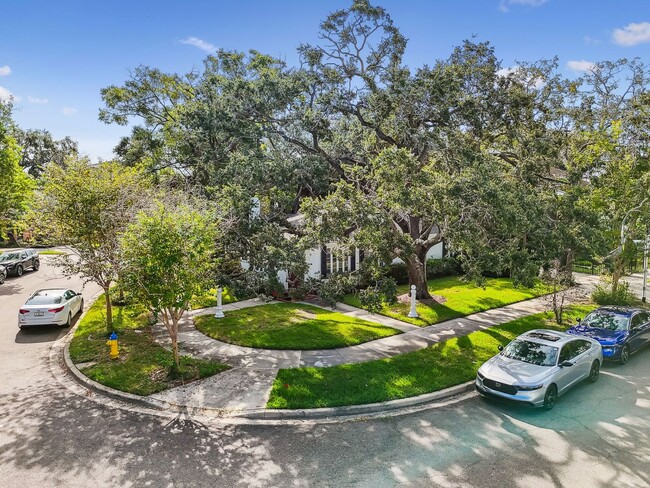 Building Photo - Beautiful Home on Davis Island
