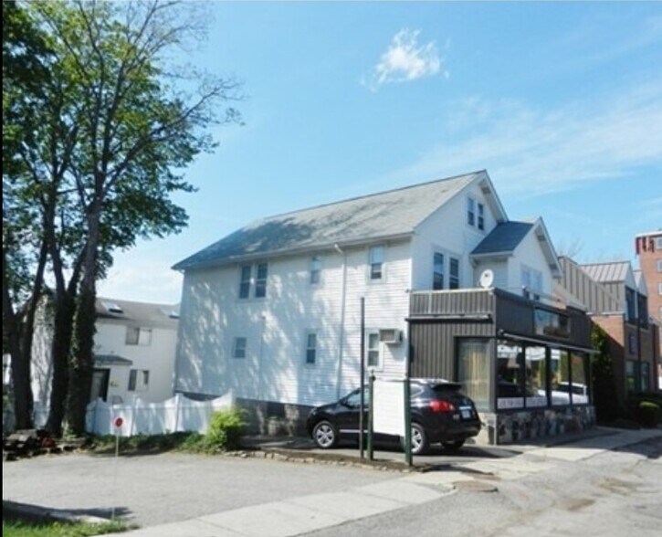 Building Photo - 3 Williston Rd