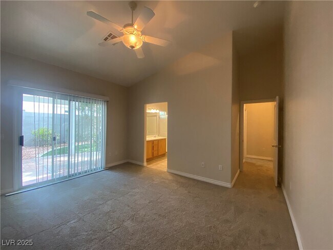 Building Photo - 7833 Hidden Village Ave