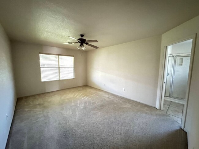 Building Photo - 3301 Bull Run Dr