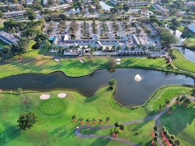 Building Photo - 3201 Portofino Point