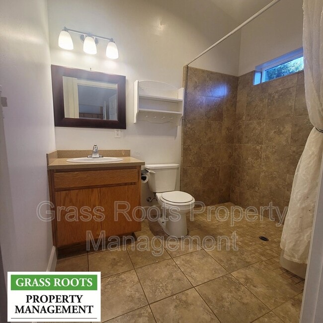 Building Photo - 152 W Empire St