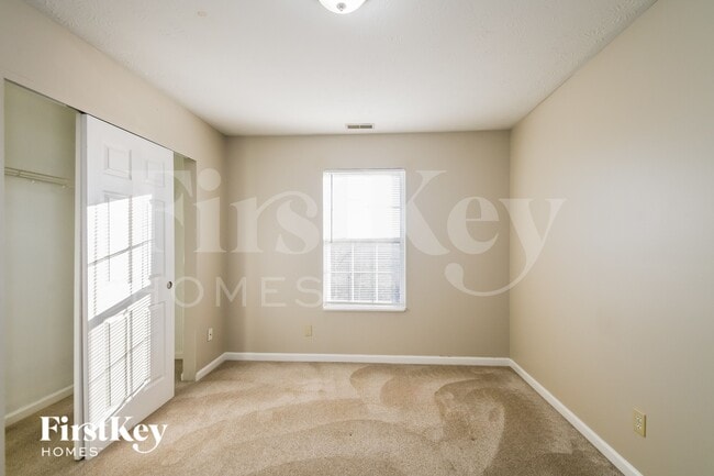 Building Photo - 1005 Quarterhorse Run