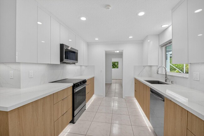 Building Photo - 4599 Brady Blvd