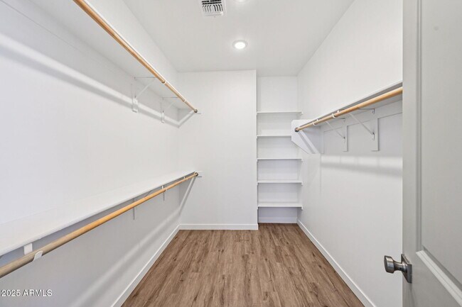 Building Photo - 2131 JENNIFER LYNN Way