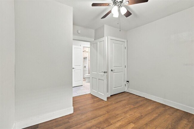 Building Photo - 524 3rd St N