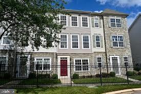 Building Photo - 21788 Dragons Green Square