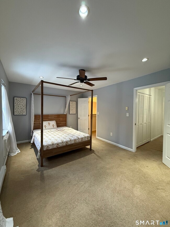 Building Photo - 111 Aspetuck Vlg