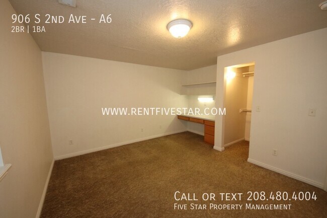 Building Photo - 906 S 2nd Ave