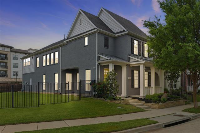 Building Photo - 500 Loma Alta Dr