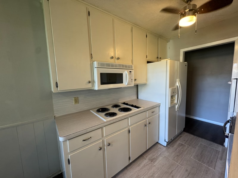 Building Photo - 2714 5th Ave N