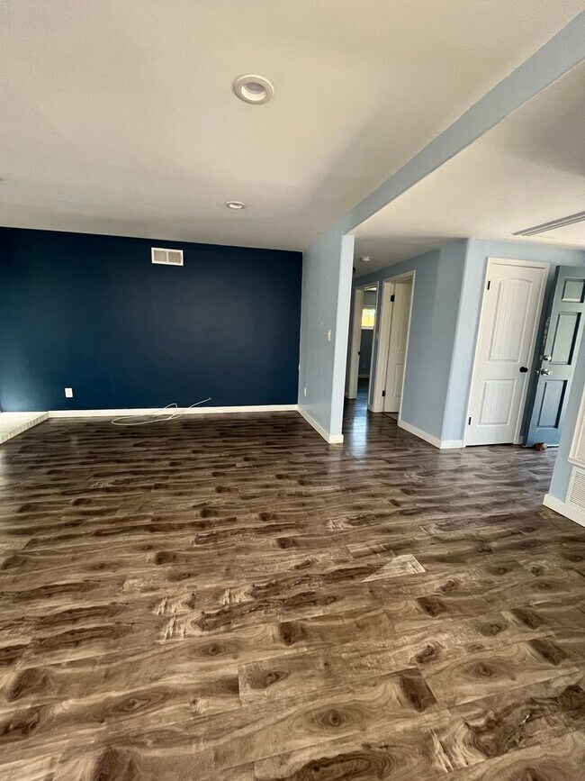 Building Photo - Single Family Home, 2 car attached garage!...