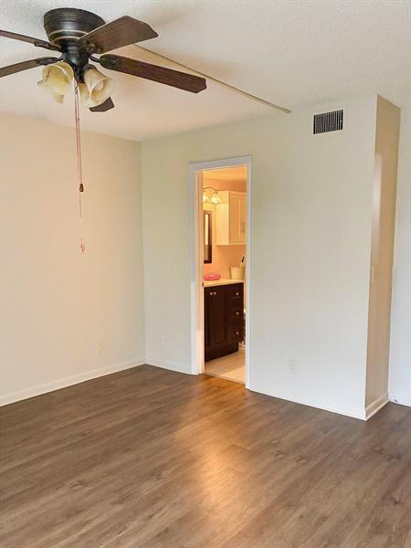 Building Photo - 339 Knotty Pine Cir