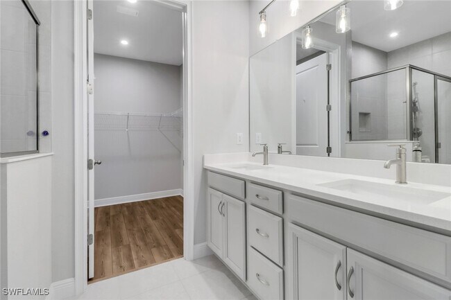 Building Photo - 10373 Bonavie Cv Dr