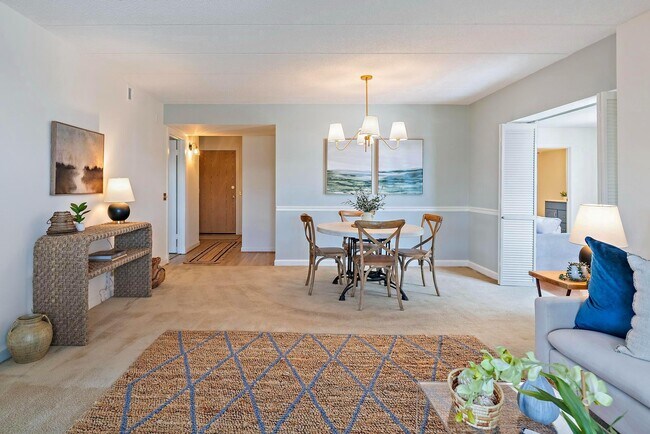 Building Photo - 100 Severn Ave