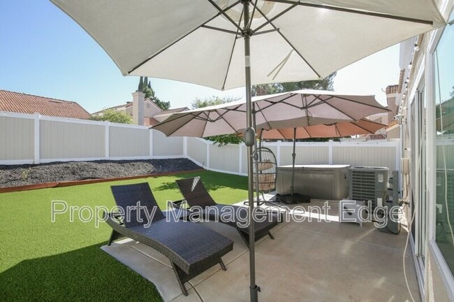 Building Photo - 41172 Geranio Cir