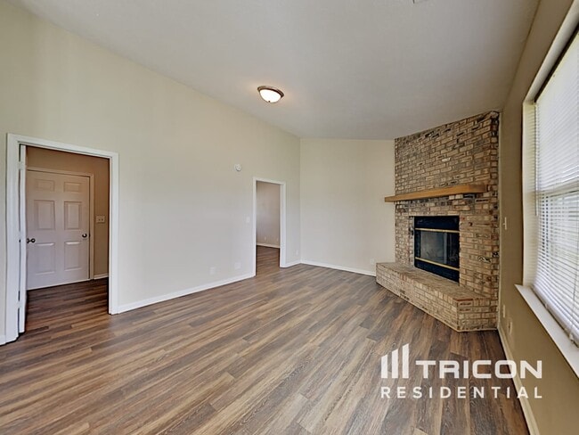 Building Photo - 11733 Shannon Pointe Rd