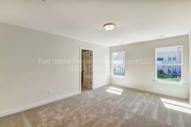 Building Photo - 4023 Black Ct