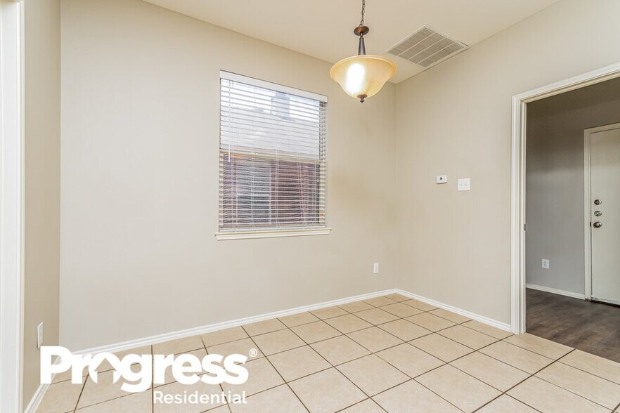 Building Photo - 1253 Spring Water Dr