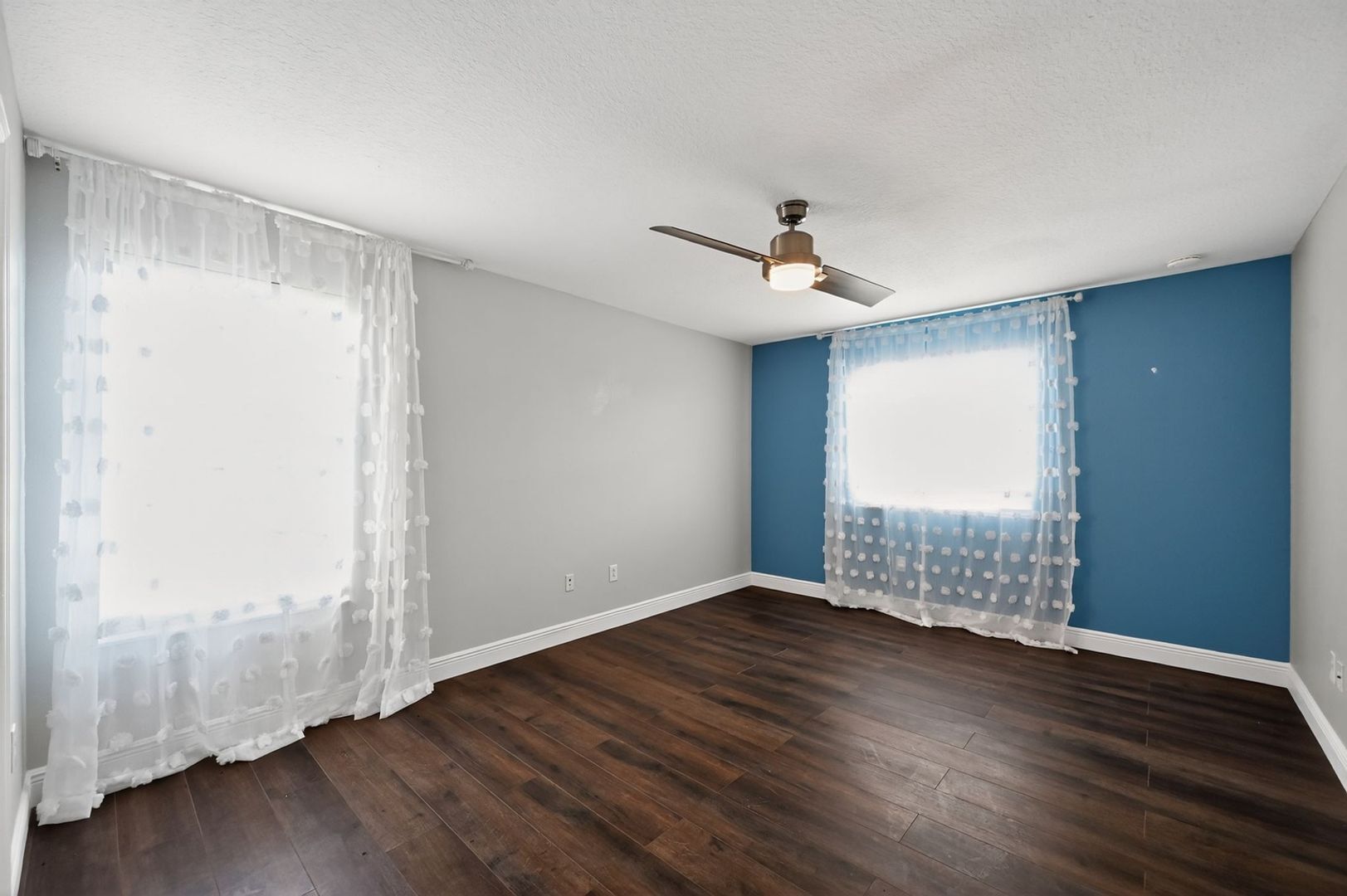 Building Photo - 6153 Everlasting Pl