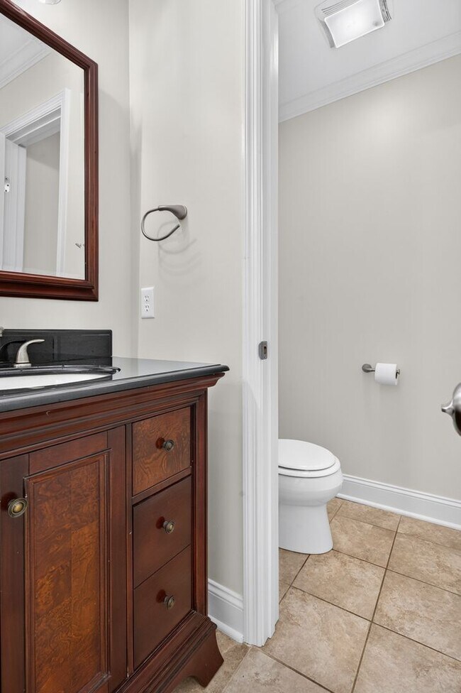 Building Photo - Beautiful home in Spring Valley