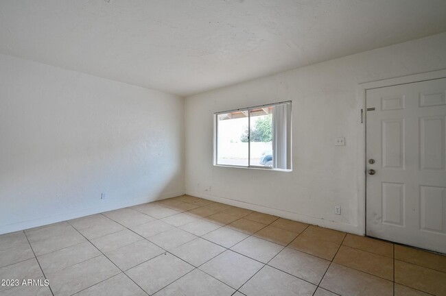 Living Room - 2138 E Turney Ave