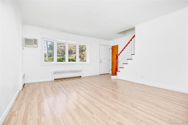 Building Photo - 63 I U Willets Rd
