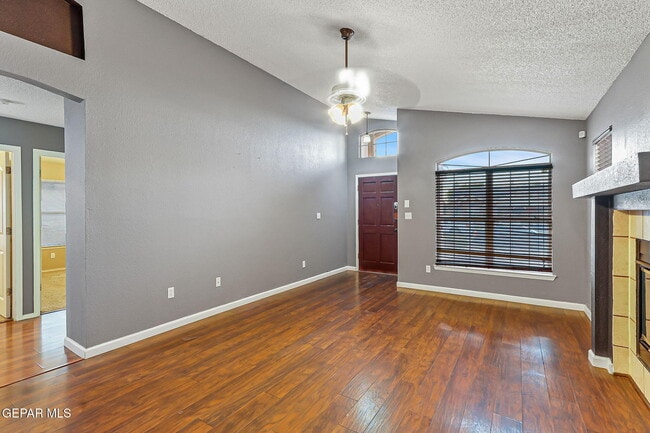 Building Photo - 12372 Golden Sun Dr