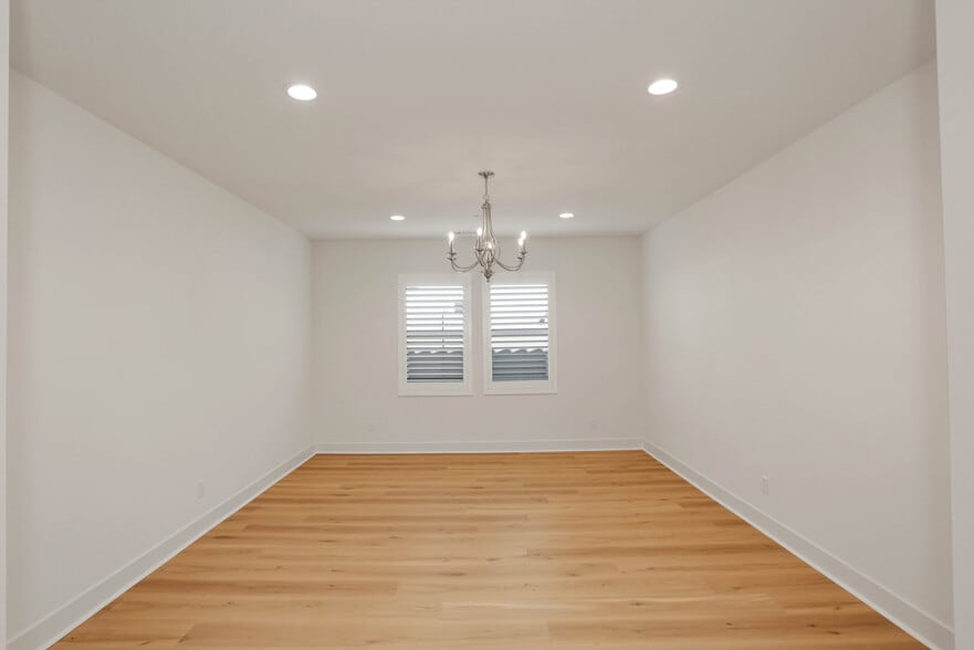 Building Photo - 3133 Smith Pl