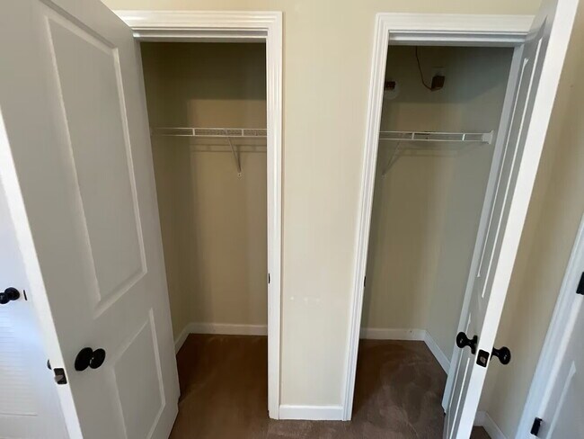 Building Photo - Old Main Condos 1BR | walking distance to Cotton District | Fall ‘26 AVAILABILITY