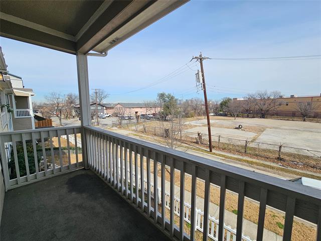 Building Photo - 207 Starr St