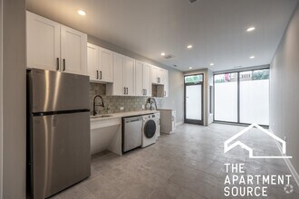 Building Photo - 5416 W Belmont Ave