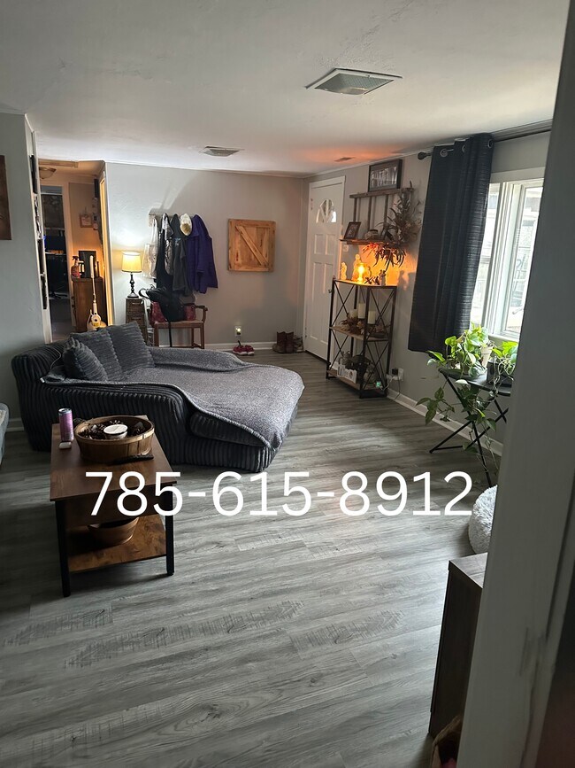 Building Photo - 26578 Missouri Blvd