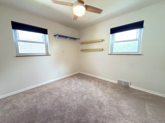 Building Photo - 4525 Ellman Ave