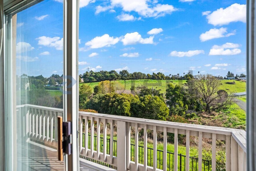 Building Photo - 3142 Boulders Ct