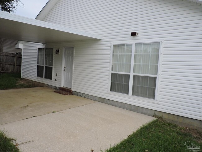 Building Photo - 1449 Greystone Dr