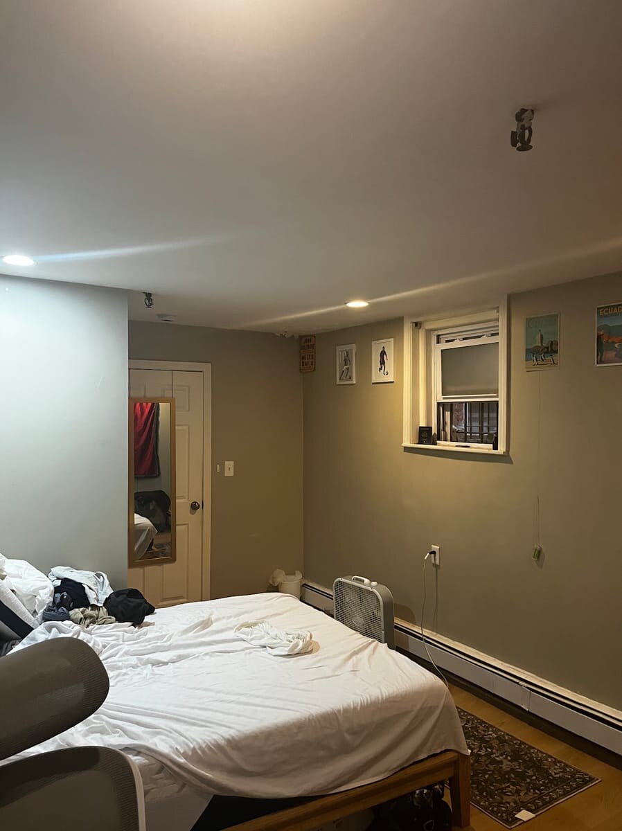 Building Photo - 25 Saint Stephen St