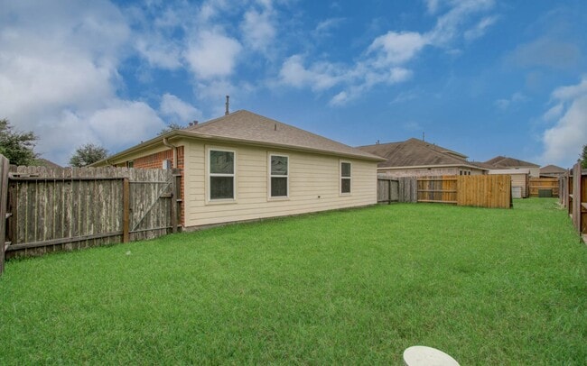 Building Photo - 2106 Bishop Hollow Ln