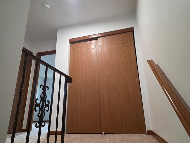 Building Photo - 1118 Bernice Dr
