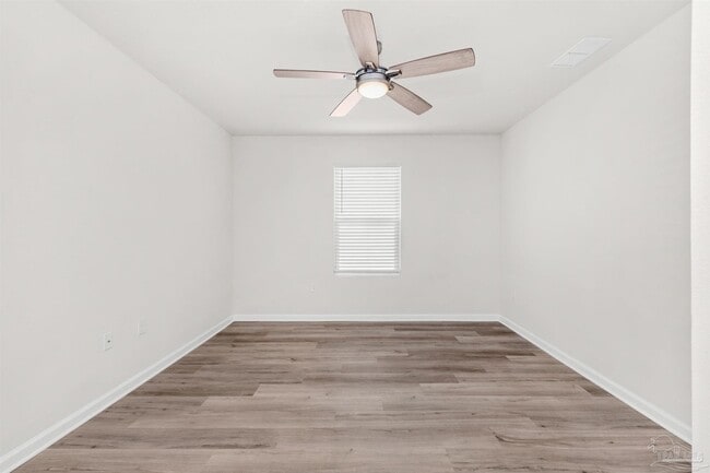 Building Photo - 5277 Peach Dr