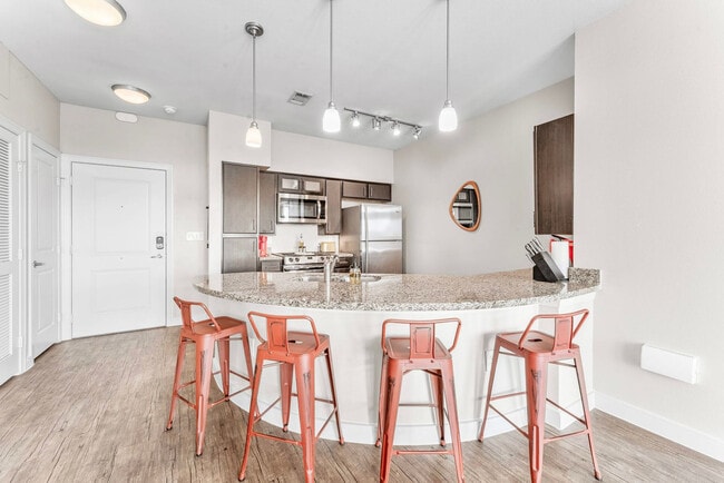 Building Photo - 501 E Oltorf St