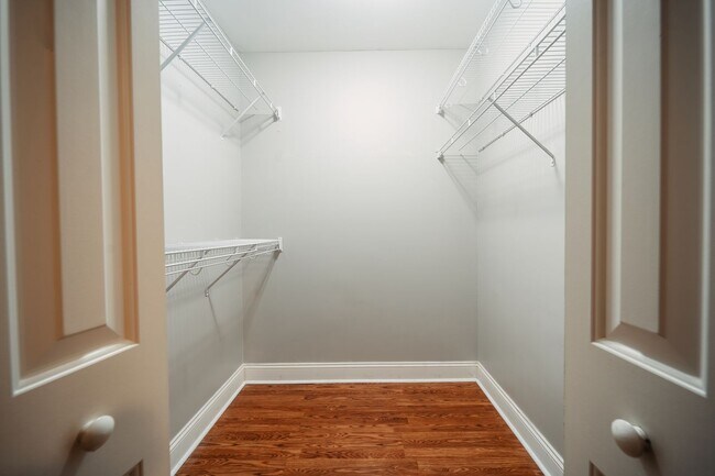 Building Photo - Fall special - Harbor Crest condo for rent