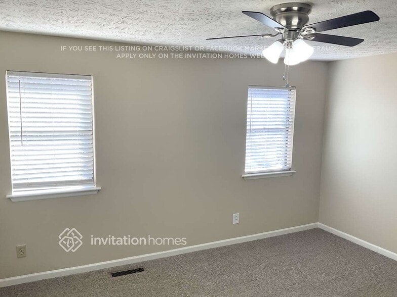 Building Photo - 4299 Buckingham Pl