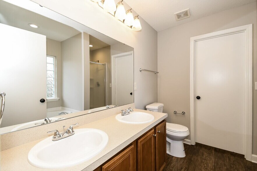 Building Photo - 12616 Pine Marsh Way