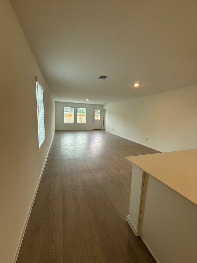 Building Photo - 18753 Loom dr