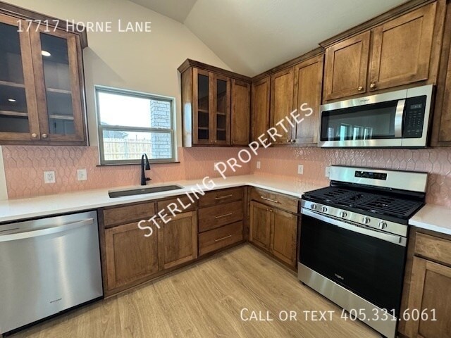 Building Photo - 17717 Horne Ln