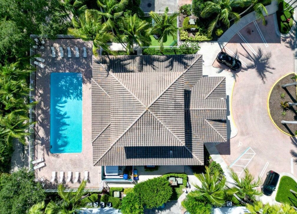 Building Photo - 1247 Via de Fossi