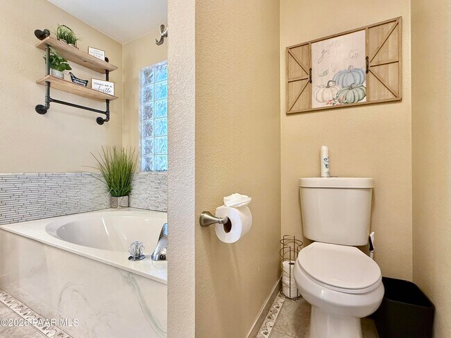 Building Photo - 4871 Butterfly Dr