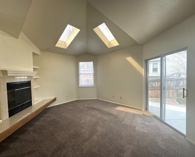 Building Photo - 9362 W Coal Mine Ave